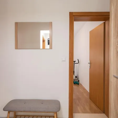 App - Private Parking & Terrace Apartment Split